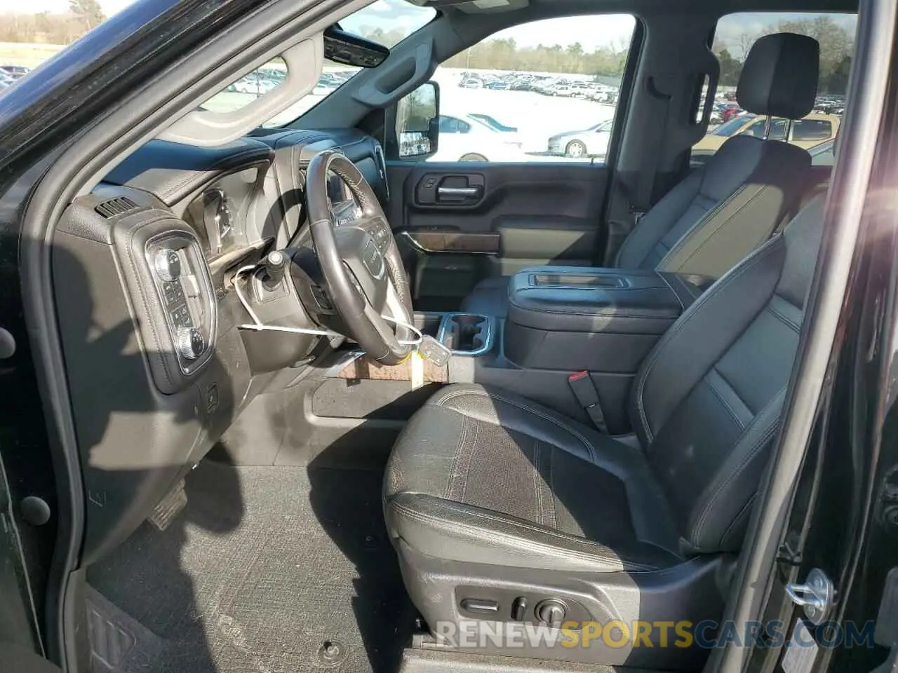 7 Photograph of a damaged car 1GT49REY7MF160745 GMC SIERRA 2021
