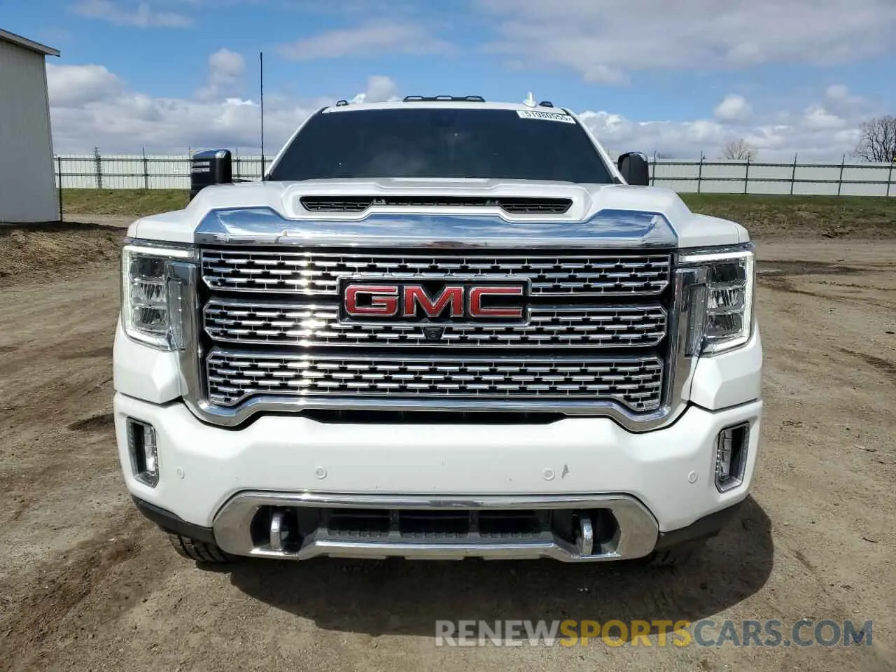 5 Photograph of a damaged car 1GT49REY8MF179031 GMC SIERRA 2021