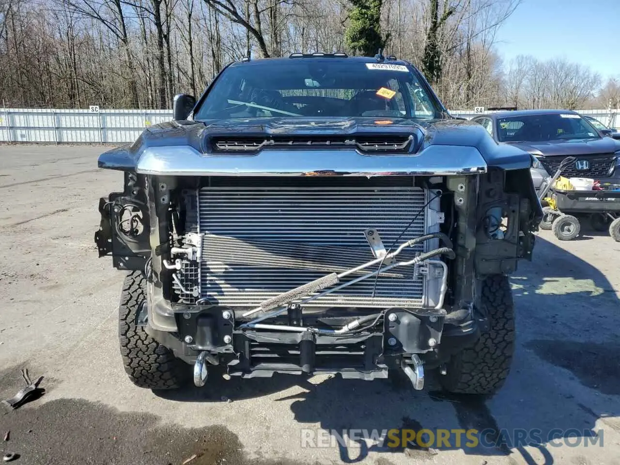 5 Photograph of a damaged car 1GT49REY9MF254609 GMC SIERRA 2021
