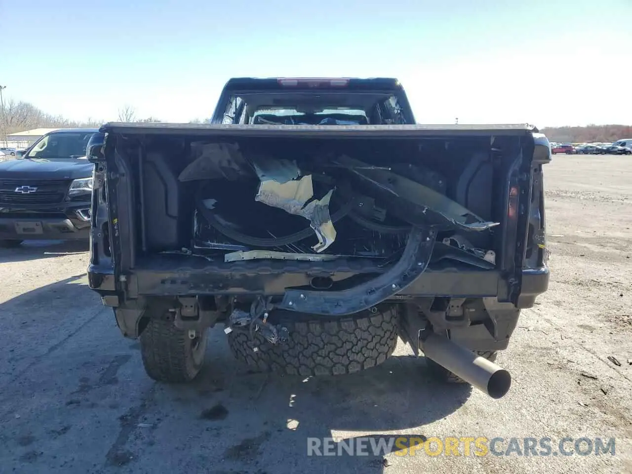 6 Photograph of a damaged car 1GT49REY9MF254609 GMC SIERRA 2021