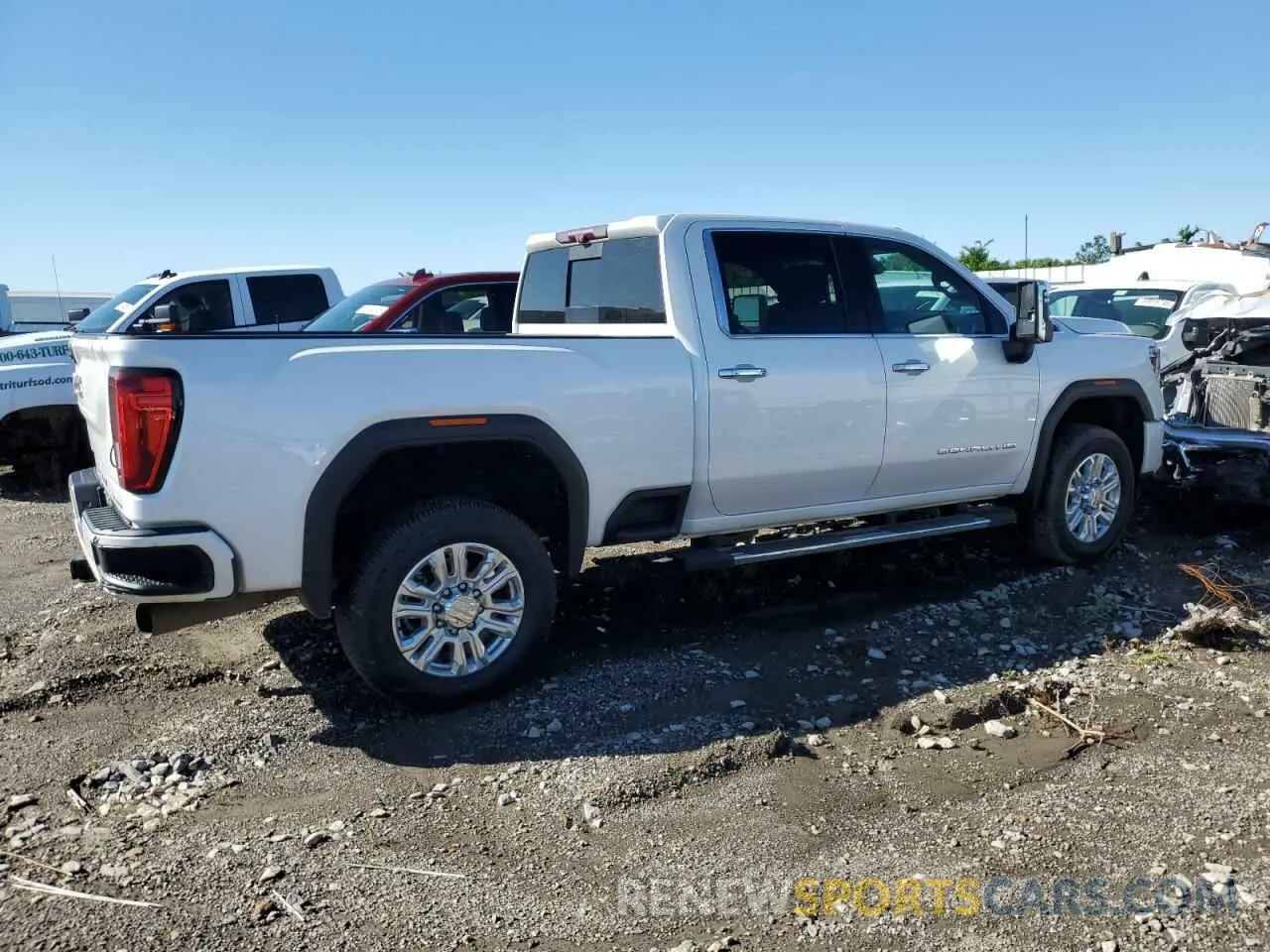 3 Photograph of a damaged car 1GT49WEY5MF181544 GMC SIERRA 2021