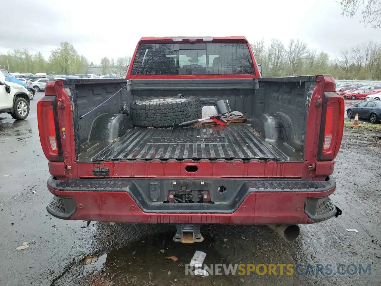 6 Photograph of a damaged car 1GT49WEY6MF297173 GMC SIERRA 2021