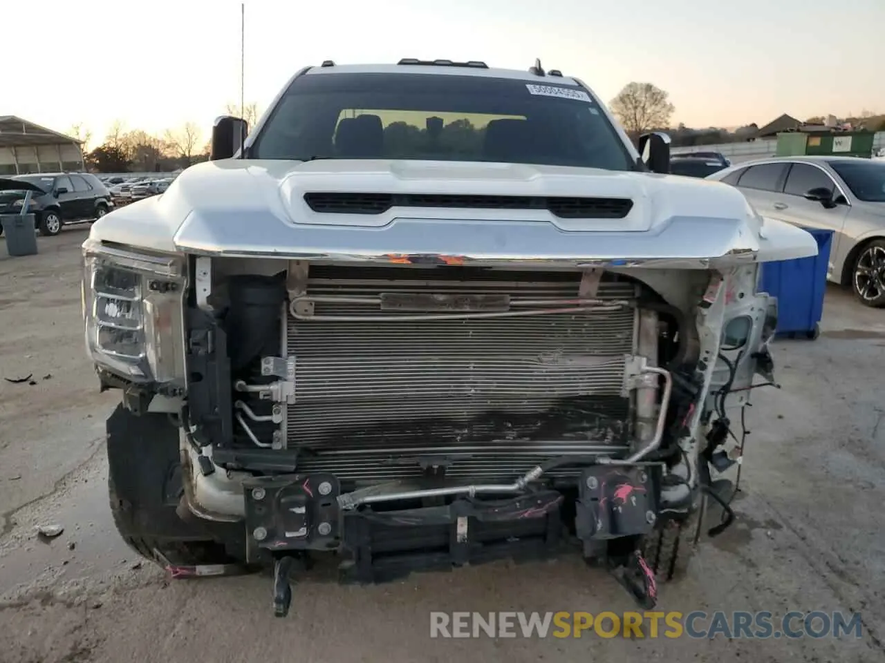 5 Photograph of a damaged car 1GT59MEY0MF124161 GMC SIERRA 2021