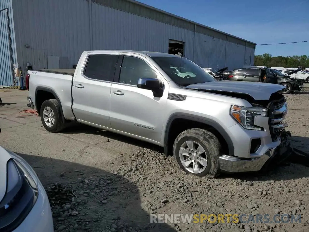 4 Photograph of a damaged car 1GTP9BEK1MZ343668 GMC SIERRA 2021