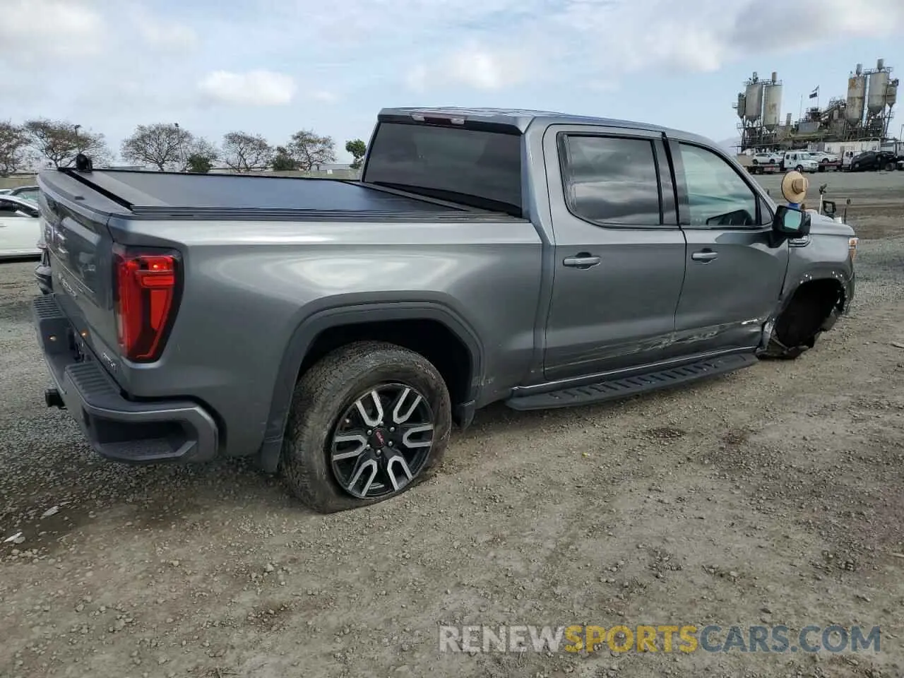3 Photograph of a damaged car 1GTP9EED8MZ447240 GMC SIERRA 2021