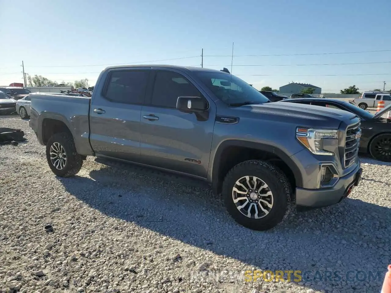 4 Photograph of a damaged car 1GTP9EEL0MZ209843 GMC SIERRA 2021
