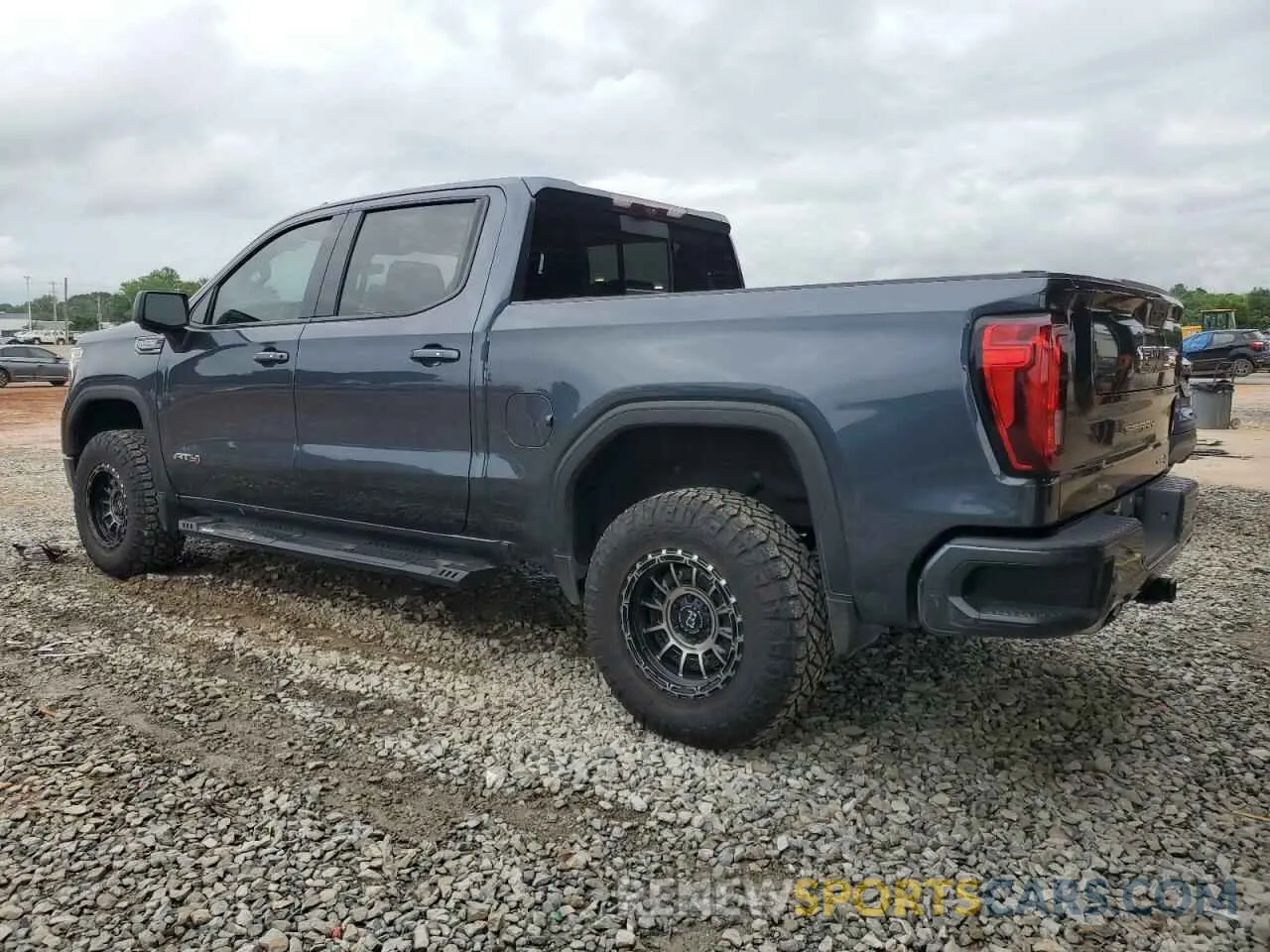 2 Photograph of a damaged car 1GTP9EEL2MZ233867 GMC SIERRA 2021