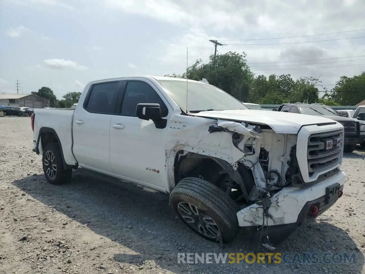 4 Photograph of a damaged car 1GTP9EEL2MZ438329 GMC SIERRA 2021
