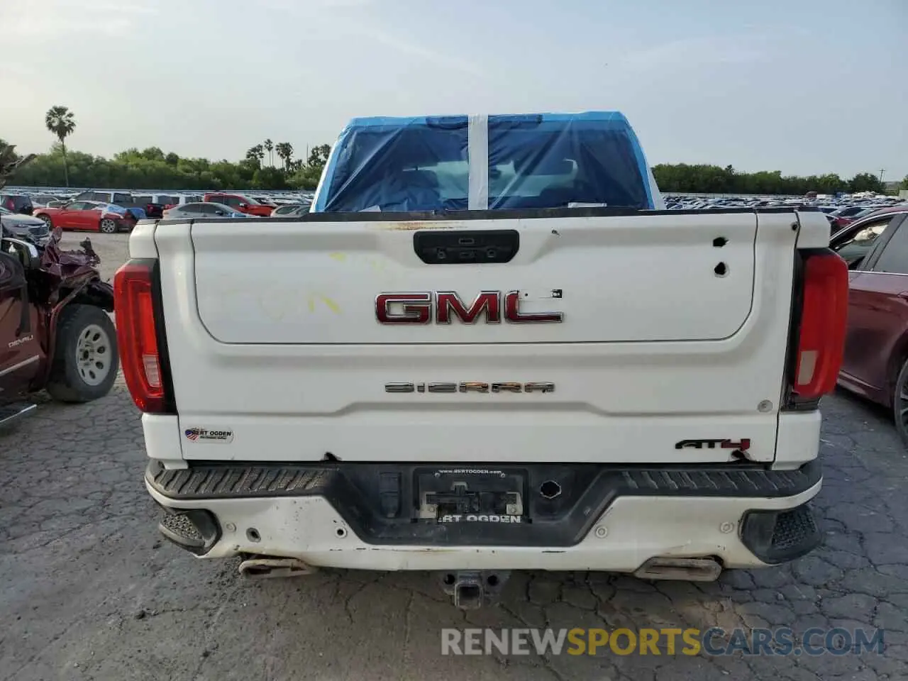 6 Photograph of a damaged car 1GTP9EEL9MZ257583 GMC SIERRA 2021