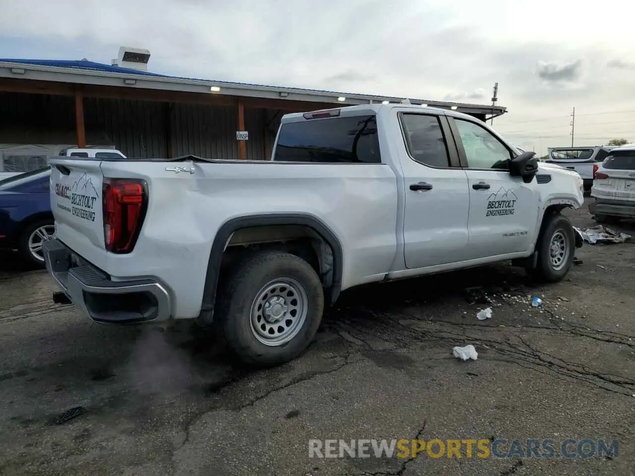 3 Photograph of a damaged car 1GTR9AEF1MZ163788 GMC SIERRA 2021