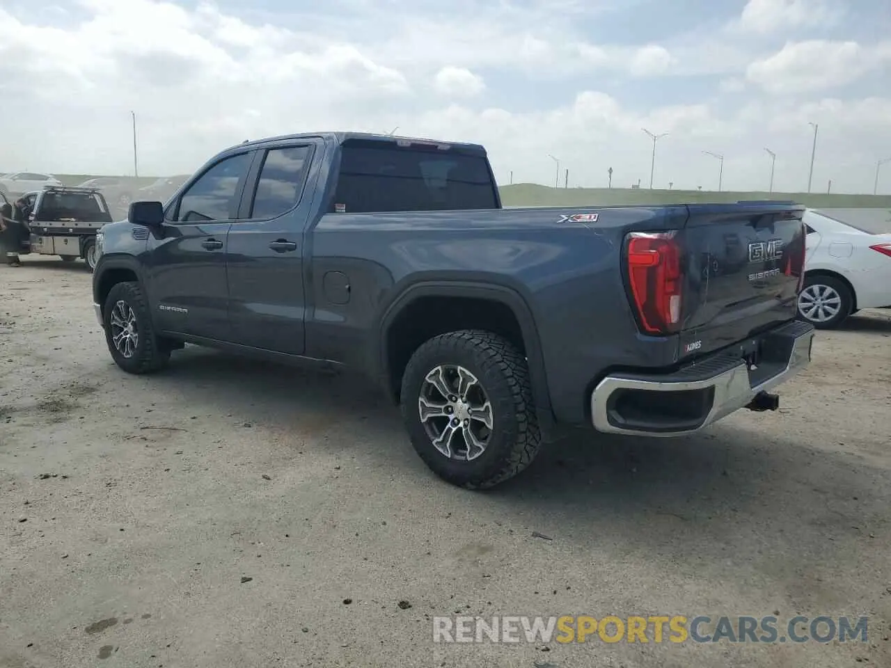 2 Photograph of a damaged car 1GTR9AEF6MZ178240 GMC SIERRA 2021
