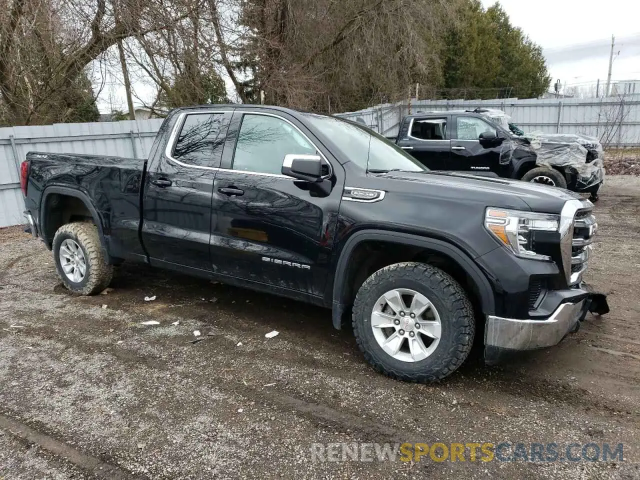 4 Photograph of a damaged car 1GTR9BED3MZ345089 GMC SIERRA 2021