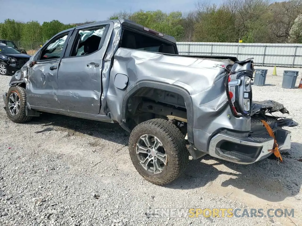 2 Photograph of a damaged car 1GTU9AEF0MZ230990 GMC SIERRA 2021