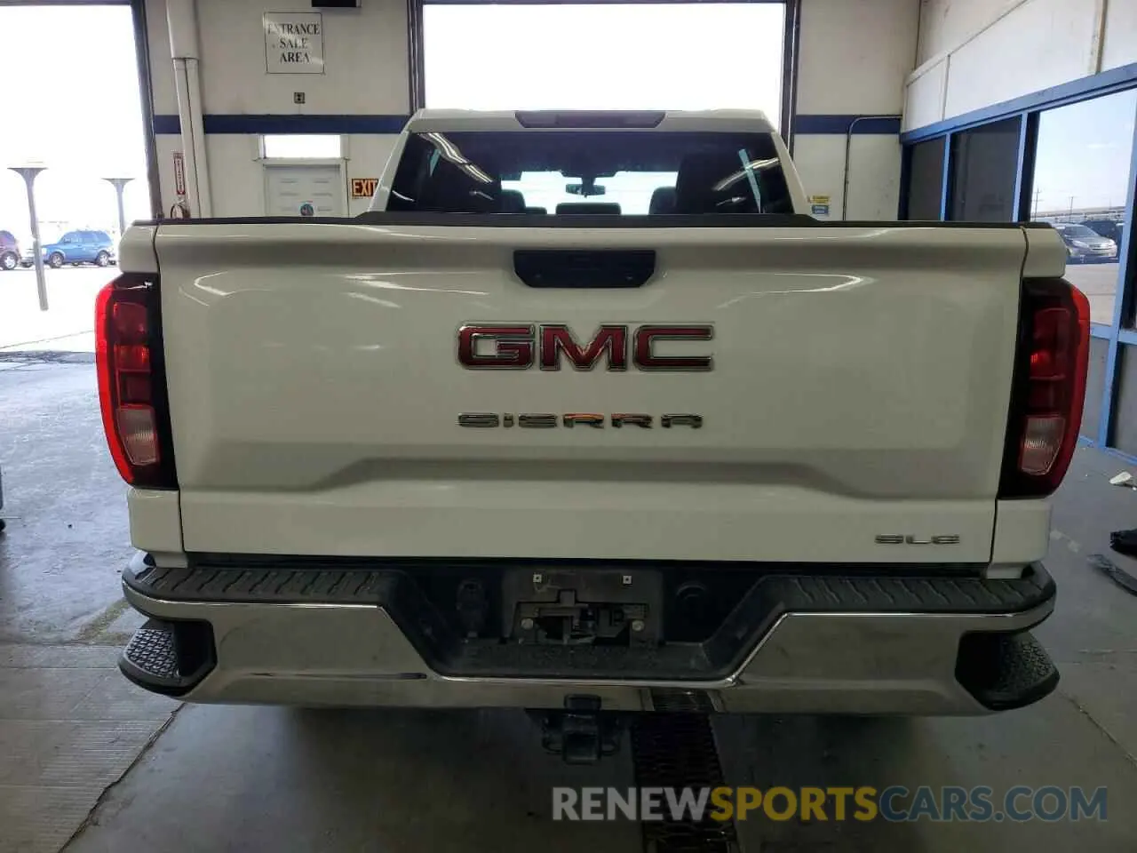 6 Photograph of a damaged car 1GTU9BET8MZ315605 GMC SIERRA 2021