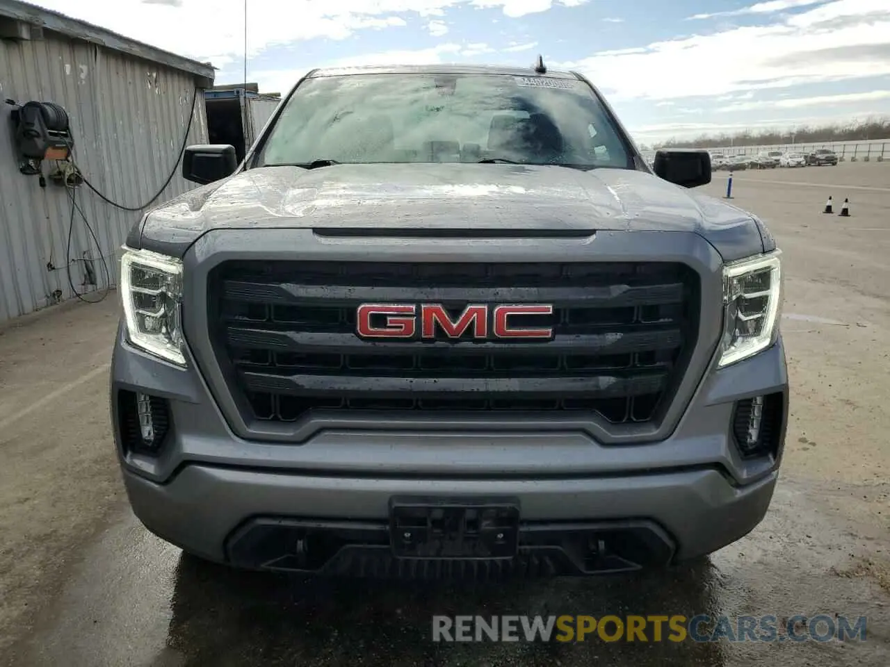 5 Photograph of a damaged car 1GTU9CED8MZ345170 GMC SIERRA 2021