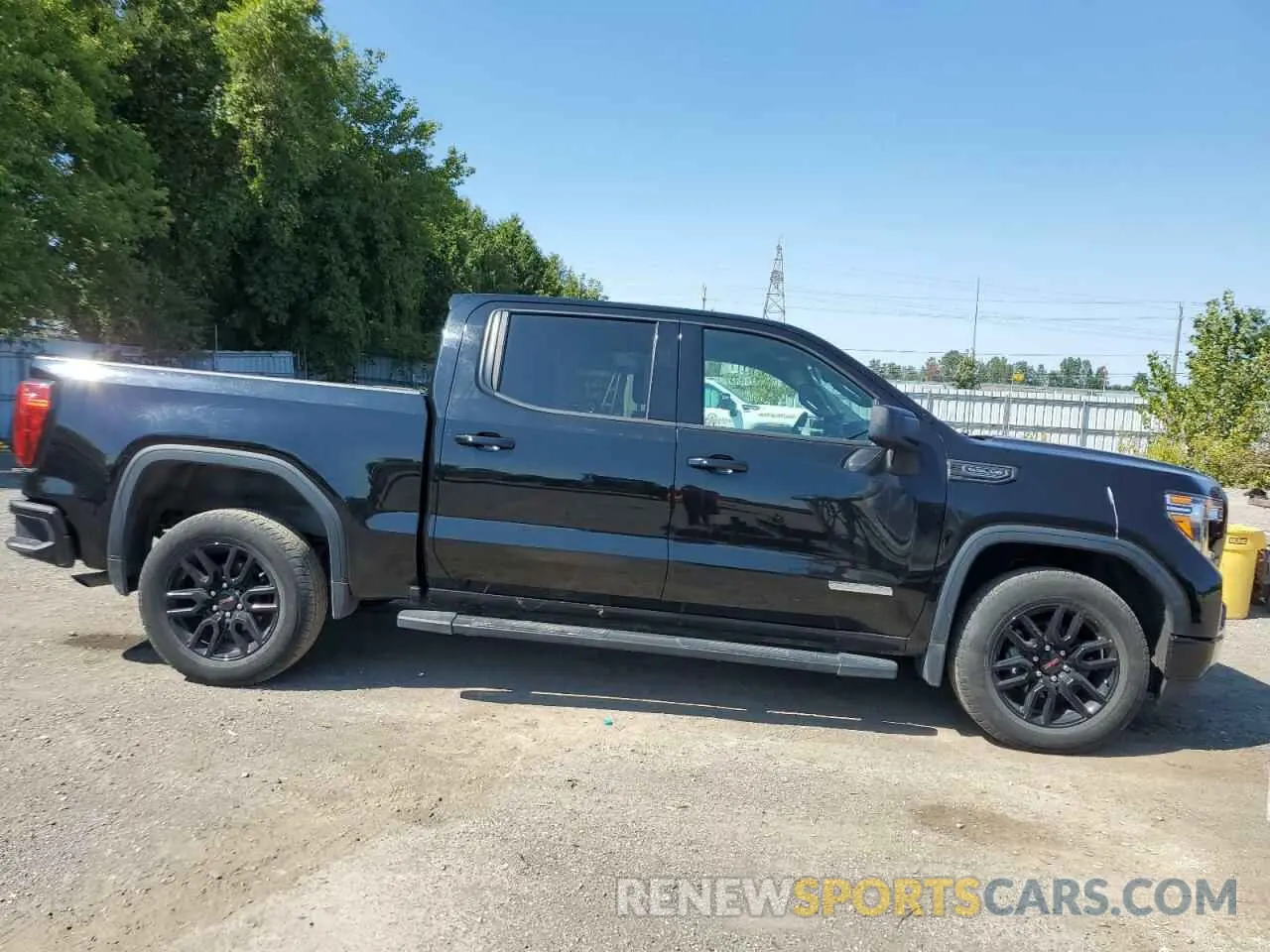 4 Photograph of a damaged car 1GTU9CED9MZ294777 GMC SIERRA 2021