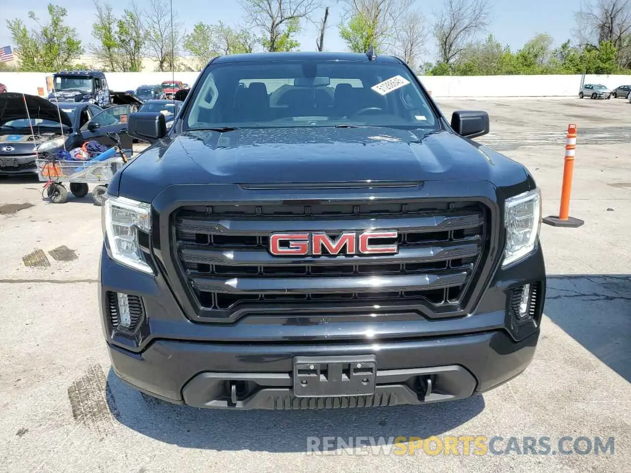 5 Photograph of a damaged car 1GTU9CEDXMZ252585 GMC SIERRA 2021