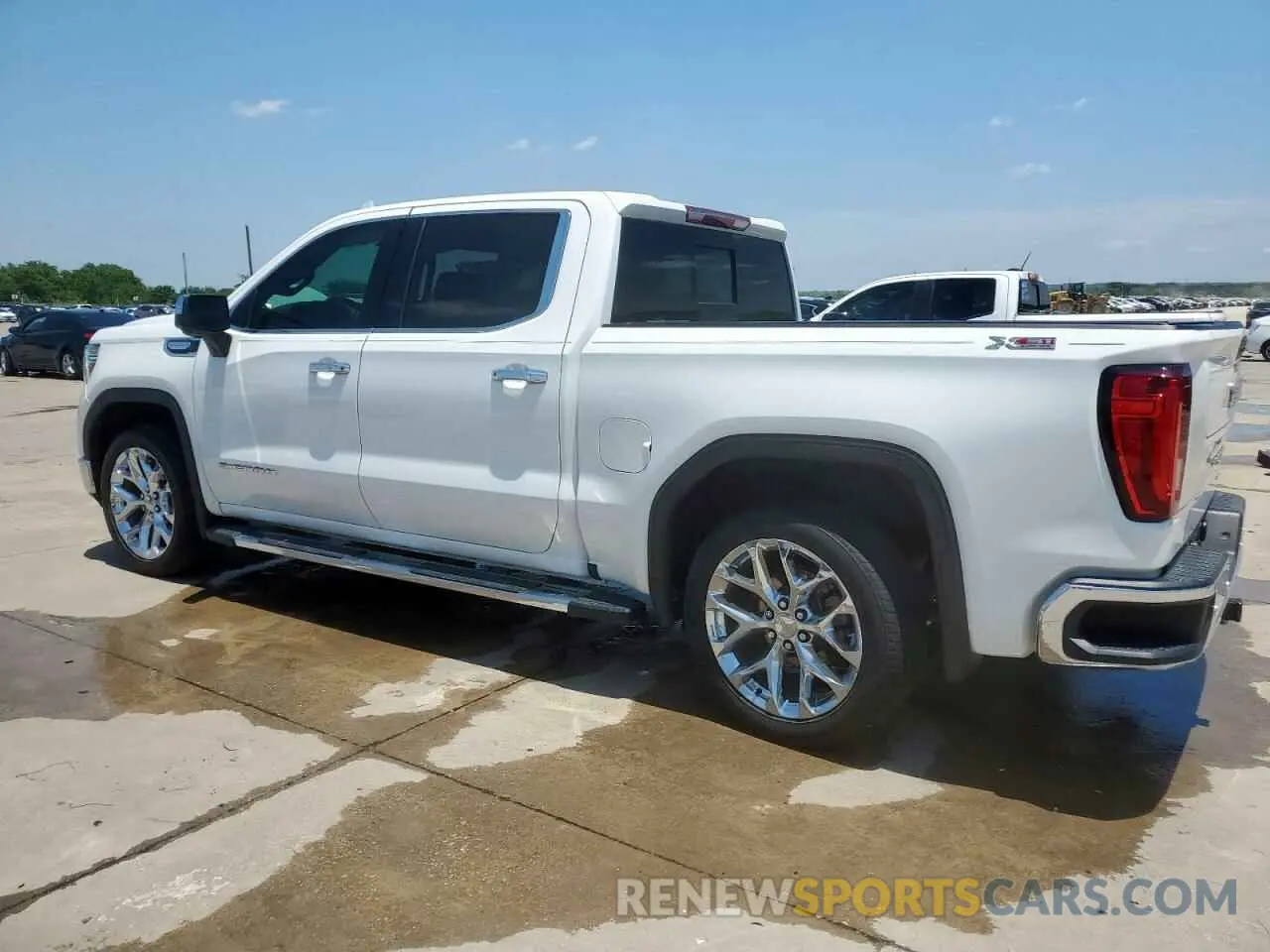 2 Photograph of a damaged car 1GTU9DED2MZ128834 GMC SIERRA 2021