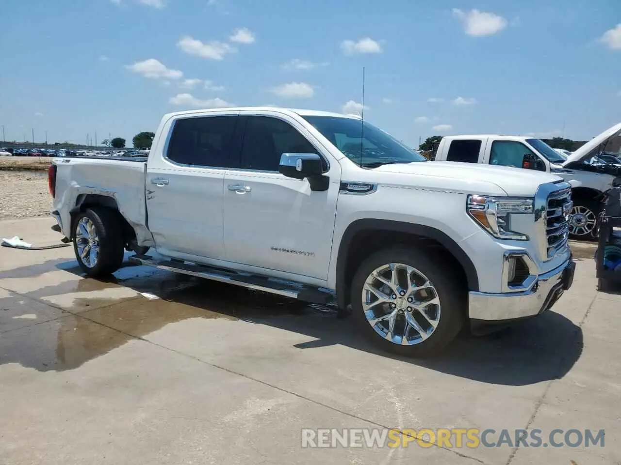 4 Photograph of a damaged car 1GTU9DED2MZ128834 GMC SIERRA 2021