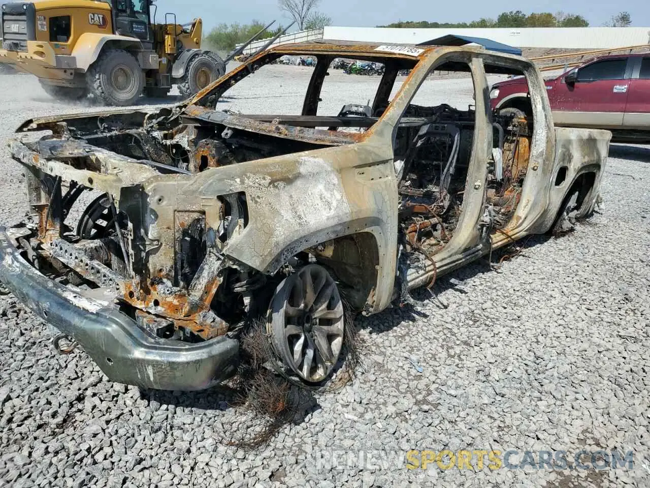 1 Photograph of a damaged car 1GTU9DED5MZ308101 GMC SIERRA 2021