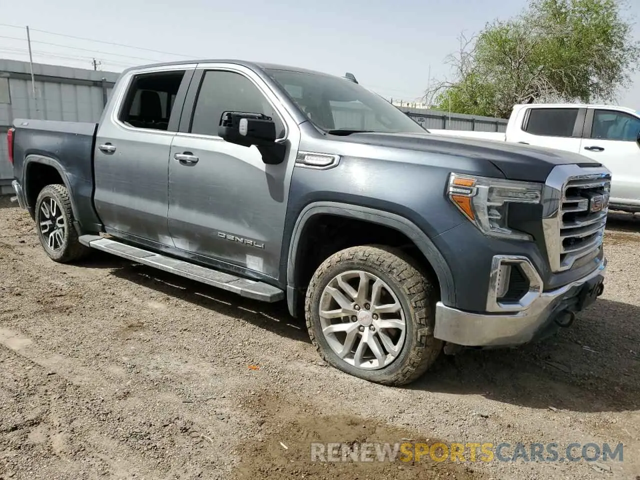4 Photograph of a damaged car 1GTU9DEDXMZ378886 GMC SIERRA 2021