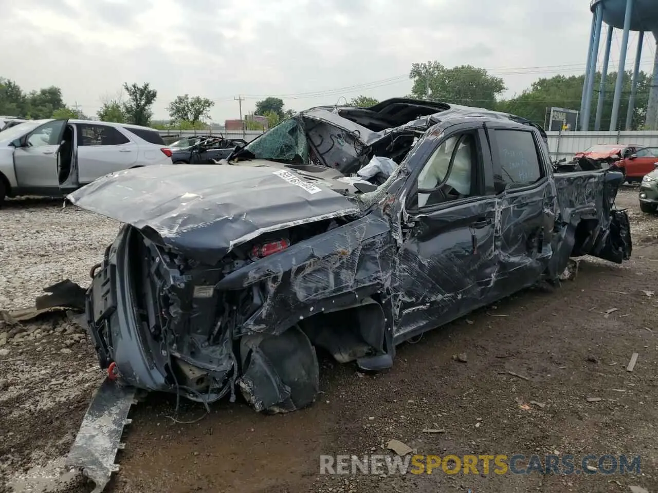 1 Photograph of a damaged car 1GTU9EETXMZ318426 GMC SIERRA 2021