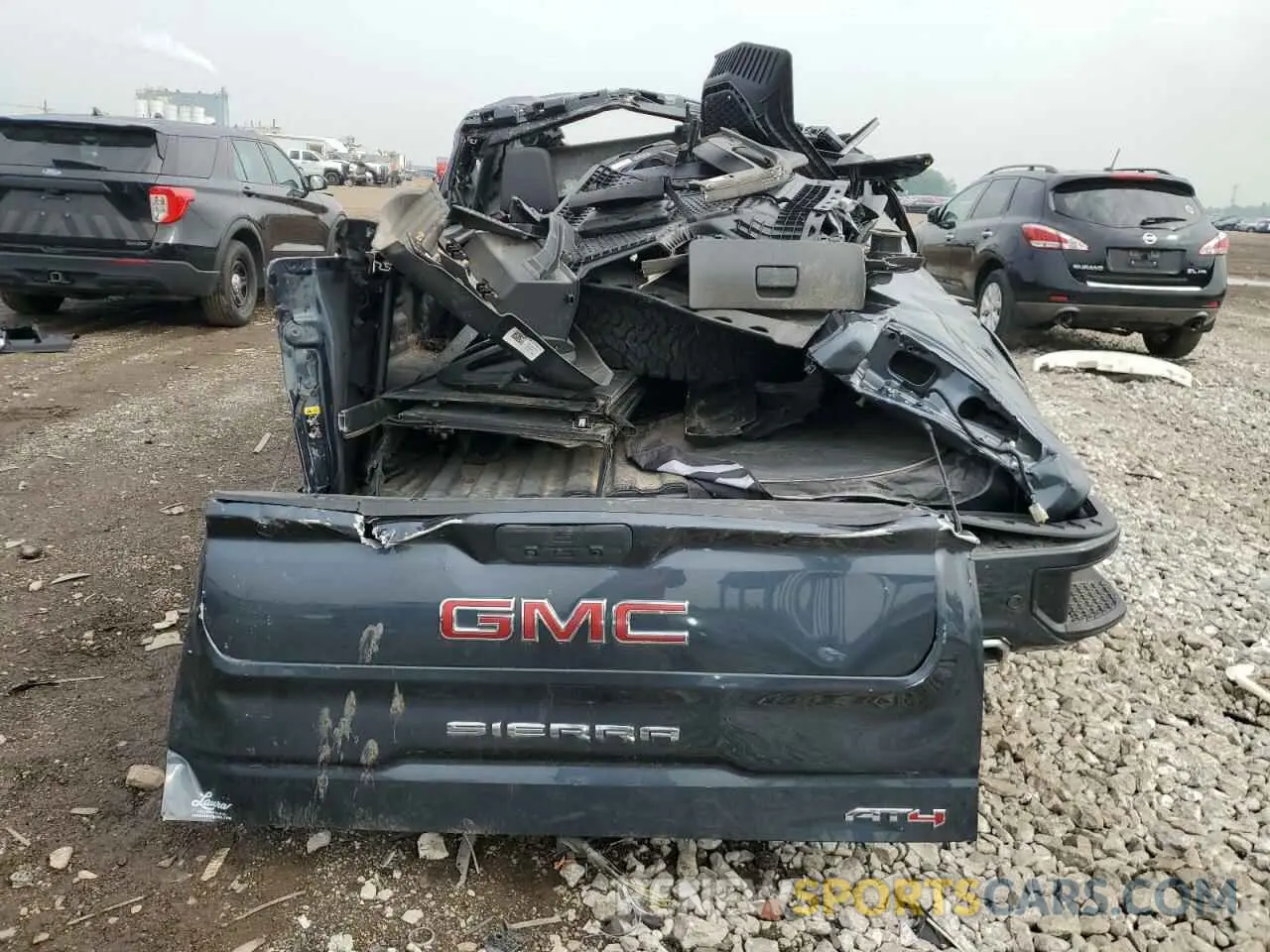 6 Photograph of a damaged car 1GTU9EETXMZ318426 GMC SIERRA 2021
