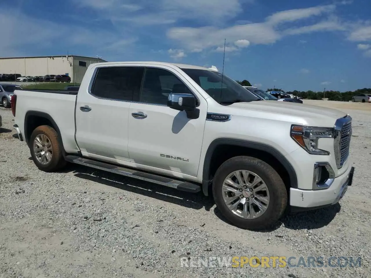 4 Photograph of a damaged car 1GTU9FED0MZ210945 GMC SIERRA 2021