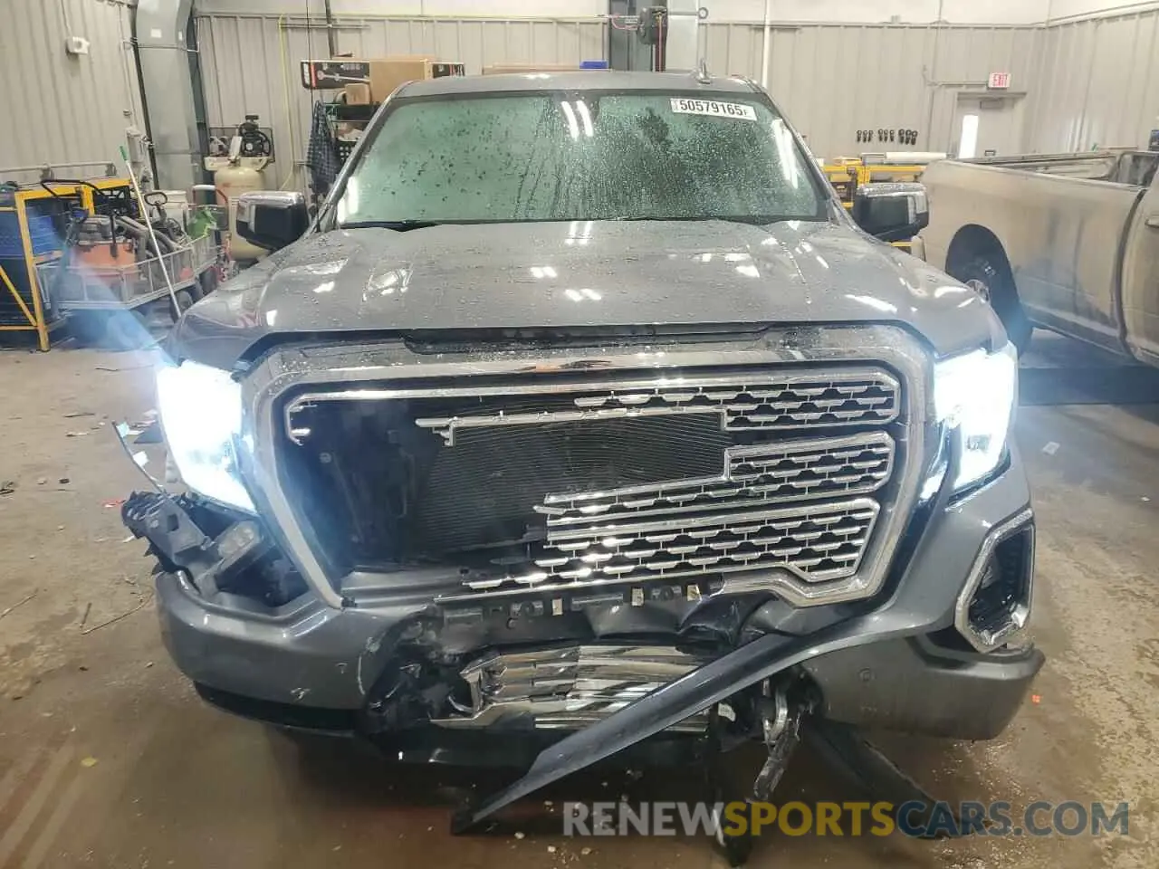 5 Photograph of a damaged car 1GTU9FEL2MZ366329 GMC SIERRA 2021