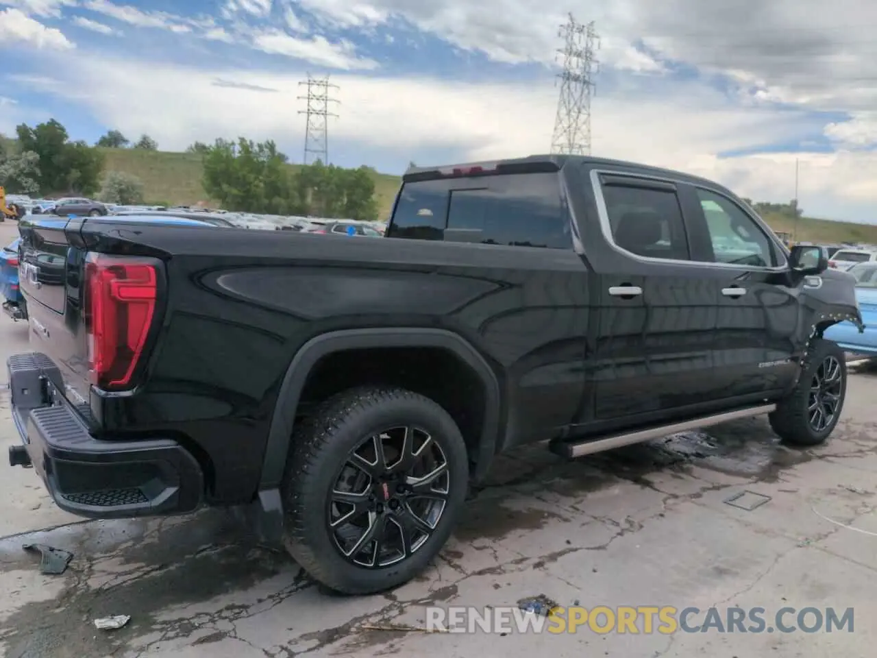 3 Photograph of a damaged car 1GTU9FET7MZ145583 GMC SIERRA 2021