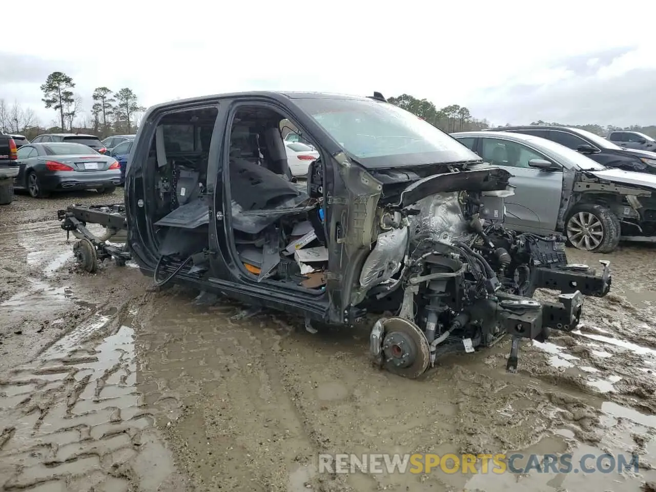 4 Photograph of a damaged car 3GTP8FED4MG350075 GMC SIERRA 2021