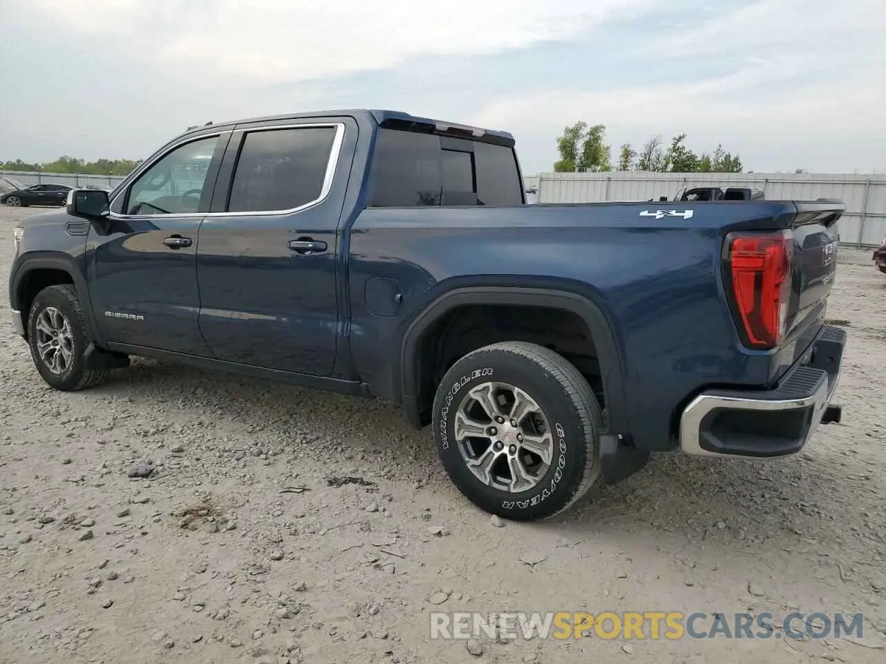 2 Photograph of a damaged car 3GTP9BEK3MG109998 GMC SIERRA 2021