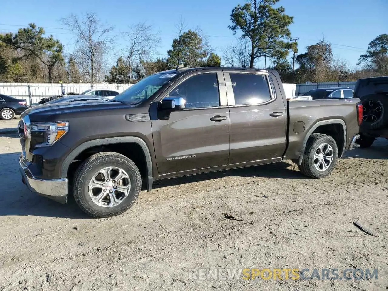 1 Photograph of a damaged car 3GTU9AEF0MG128069 GMC SIERRA 2021