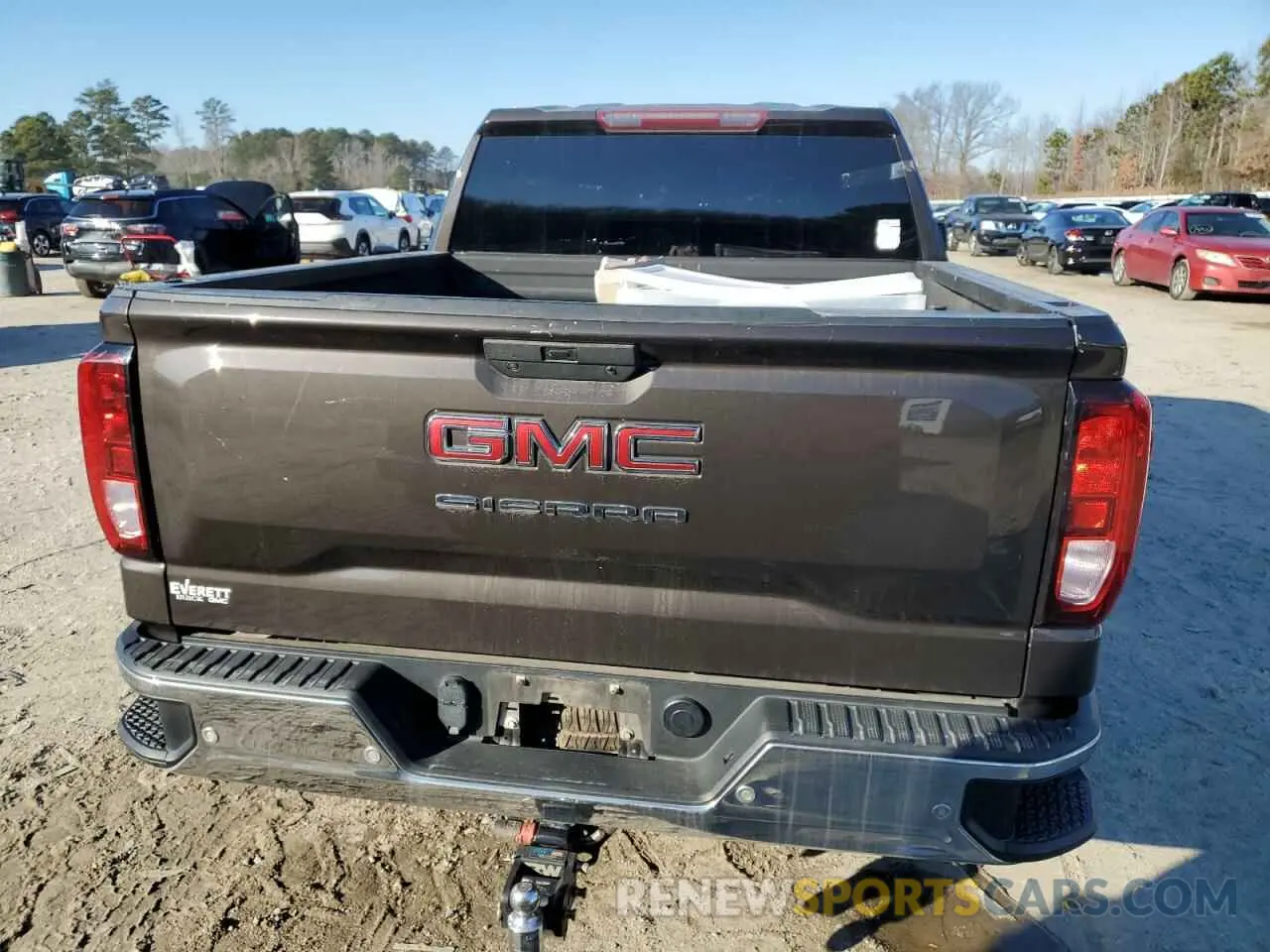 6 Photograph of a damaged car 3GTU9AEF0MG128069 GMC SIERRA 2021