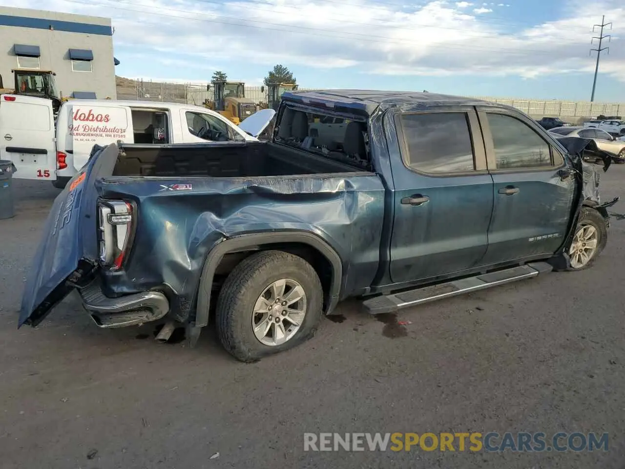 3 Photograph of a damaged car 3GTU9AEFXMG313696 GMC SIERRA 2021