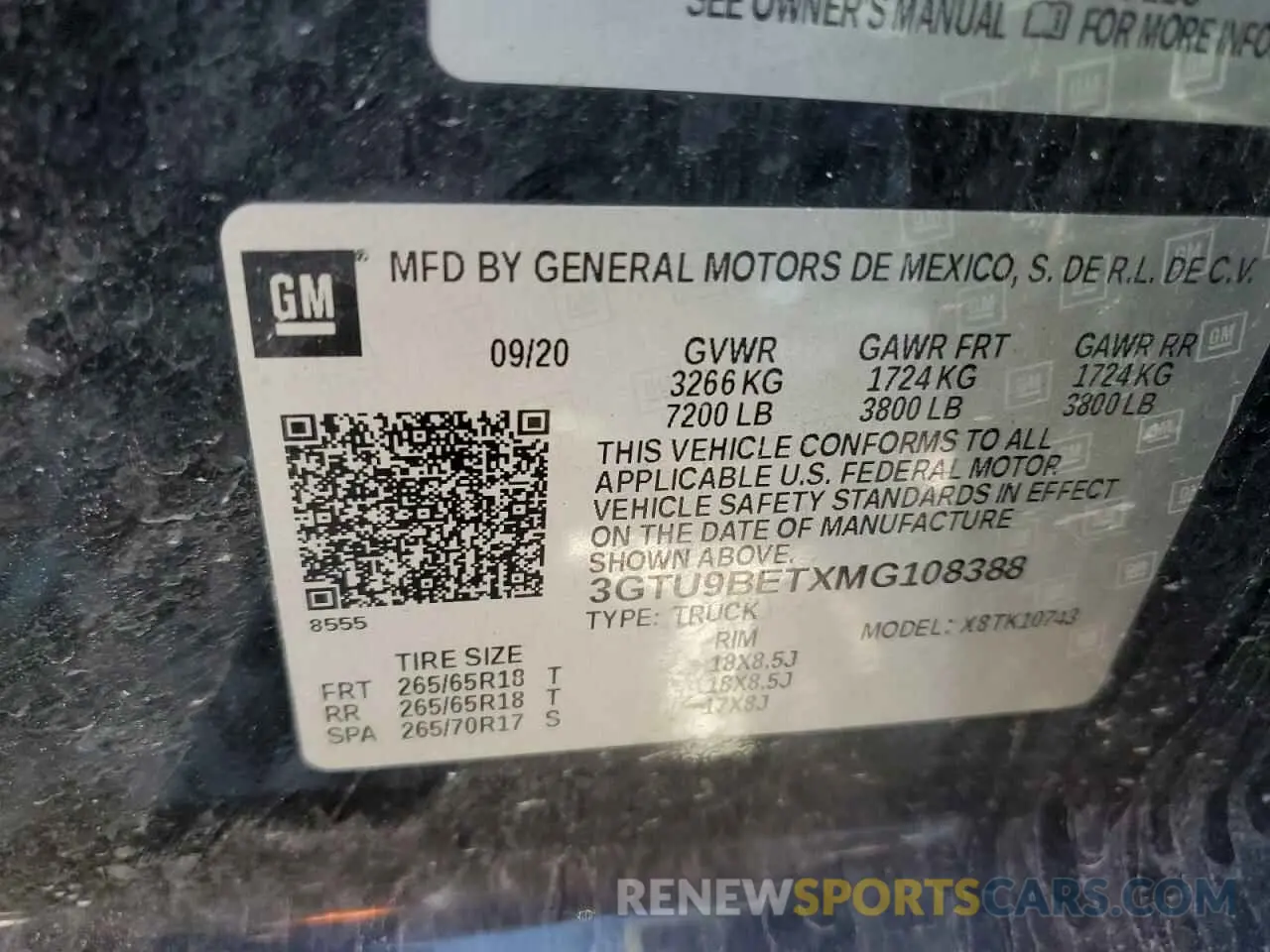 12 Photograph of a damaged car 3GTU9BETXMG108388 GMC SIERRA 2021