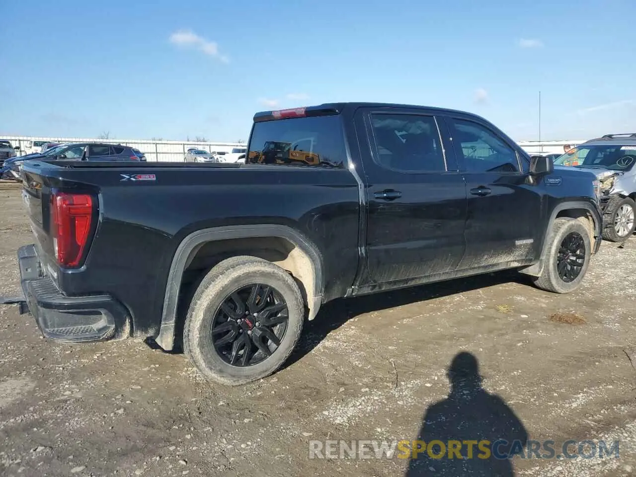 3 Photograph of a damaged car 3GTU9CED3MG439893 GMC SIERRA 2021