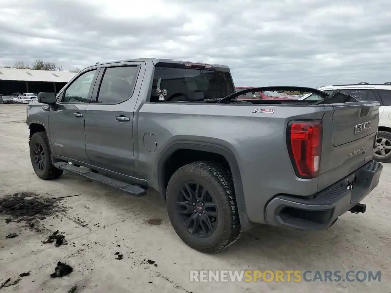 2 Photograph of a damaged car 3GTU9CED4MG445329 GMC SIERRA 2021