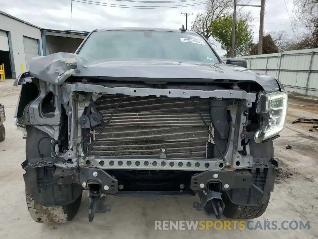 5 Photograph of a damaged car 3GTU9CED4MG445329 GMC SIERRA 2021