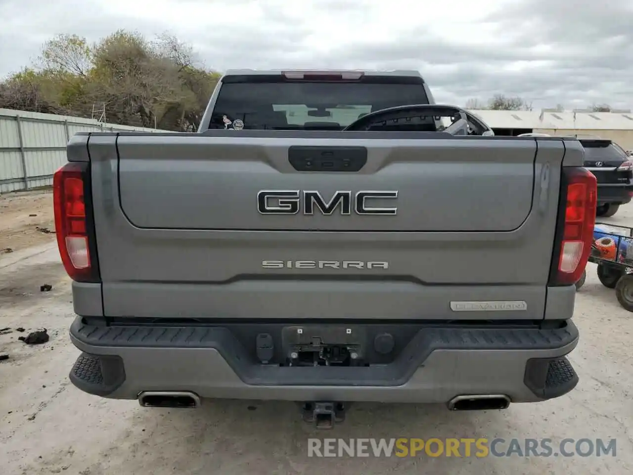 6 Photograph of a damaged car 3GTU9CED4MG445329 GMC SIERRA 2021