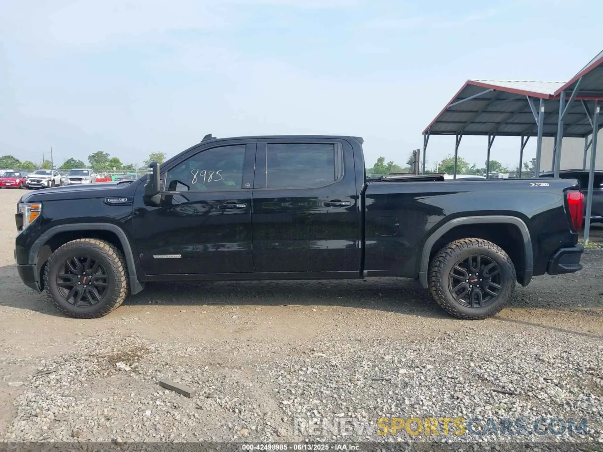 14 Photograph of a damaged car 3GTU9CED4MG480775 GMC SIERRA 2021