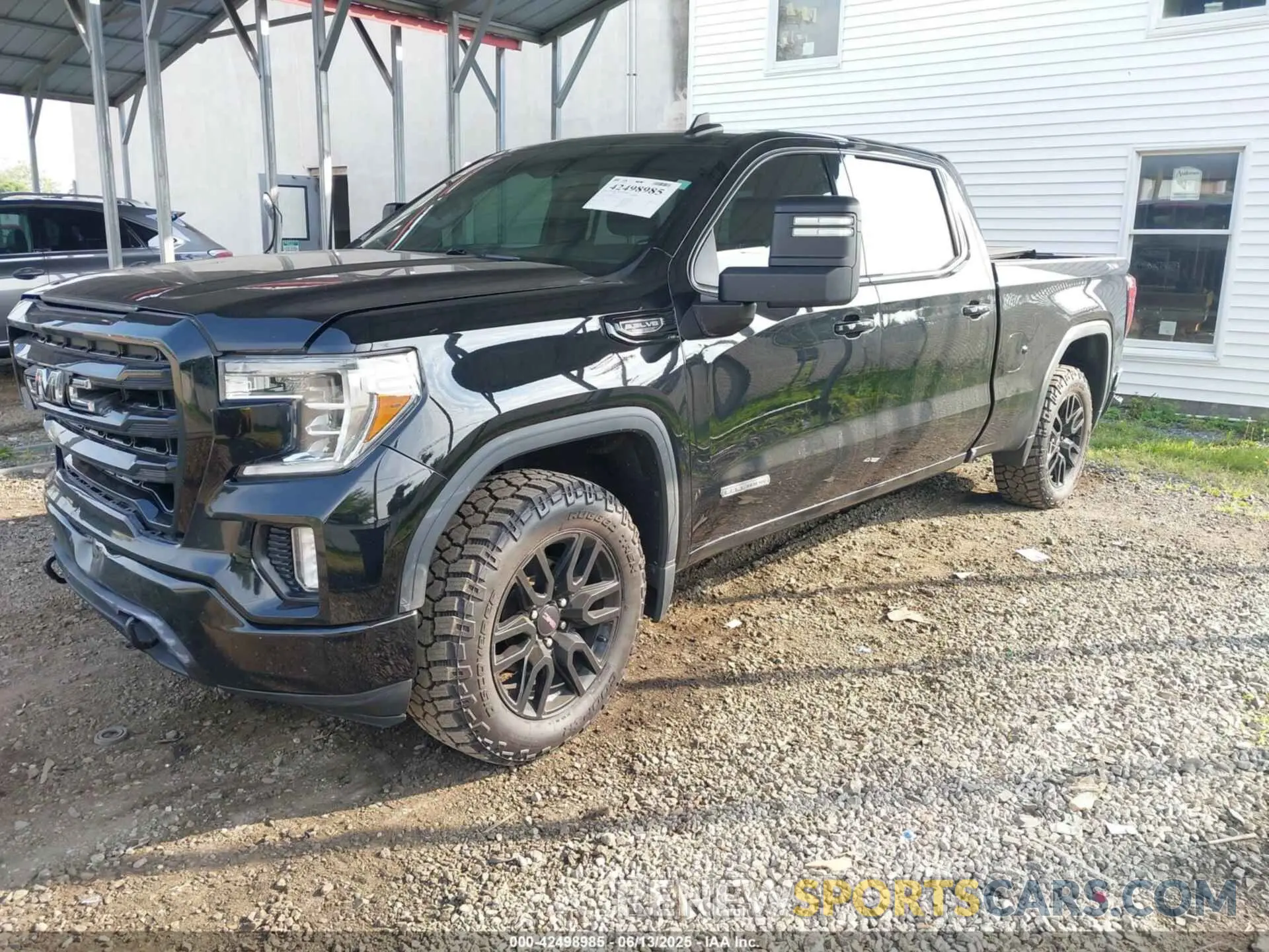 2 Photograph of a damaged car 3GTU9CED4MG480775 GMC SIERRA 2021