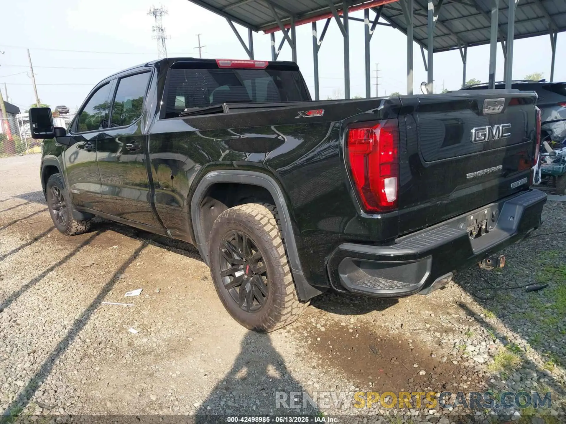 3 Photograph of a damaged car 3GTU9CED4MG480775 GMC SIERRA 2021