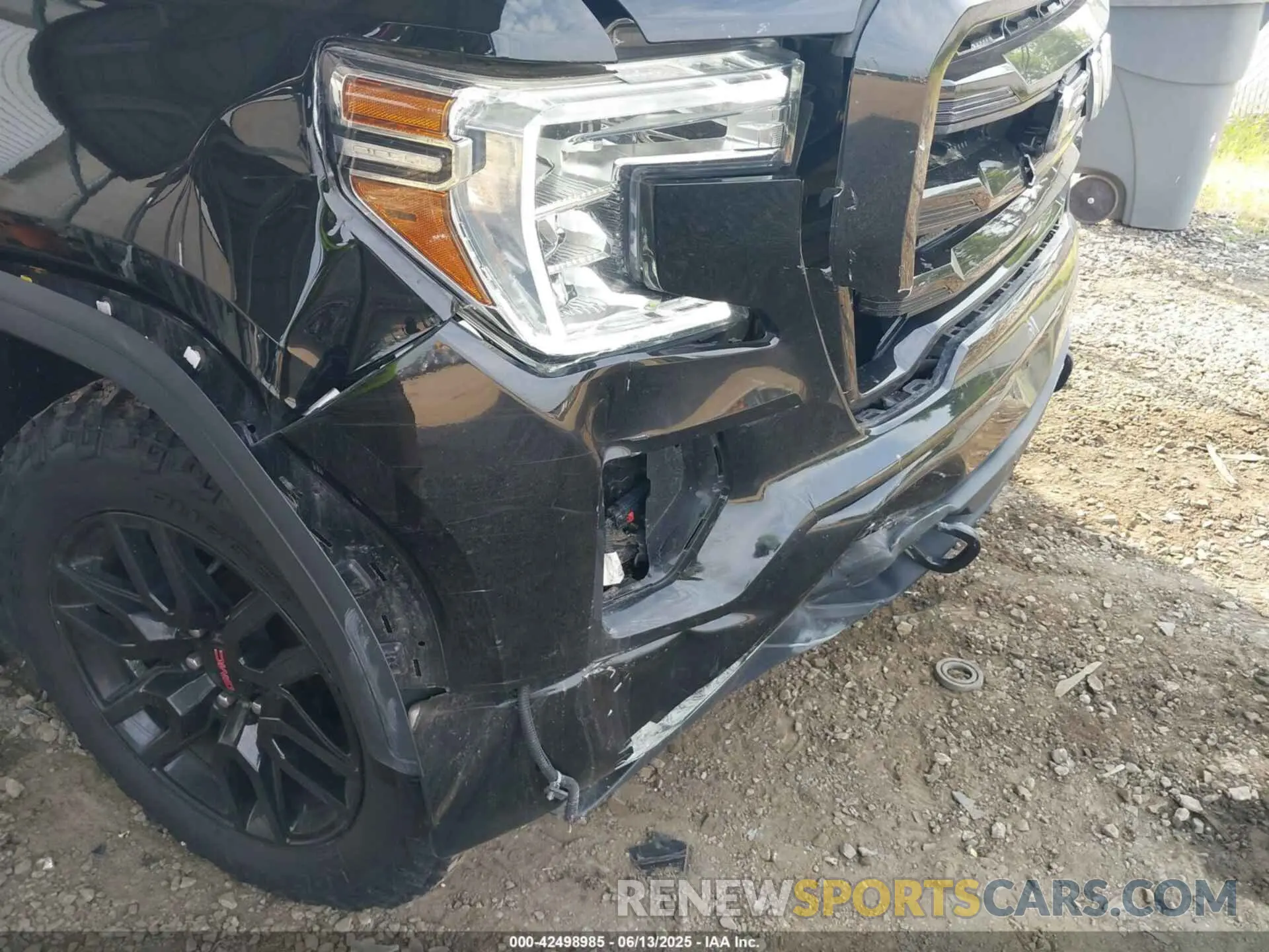 6 Photograph of a damaged car 3GTU9CED4MG480775 GMC SIERRA 2021