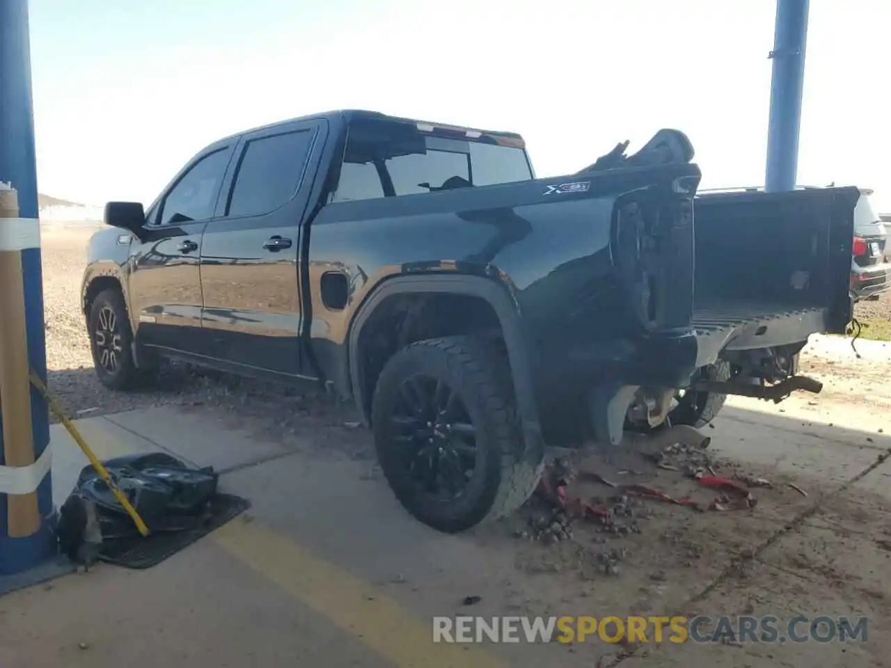 2 Photograph of a damaged car 3GTU9CET6MG361021 GMC SIERRA 2021