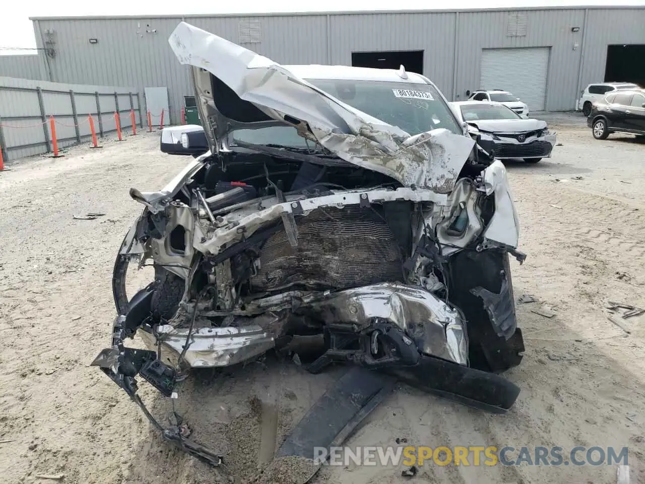 5 Photograph of a damaged car 3GTU9DED3MG224102 GMC SIERRA 2021