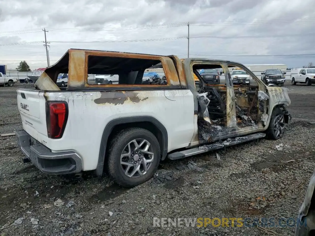 3 Photograph of a damaged car 3GTU9DED4MG148938 GMC SIERRA 2021