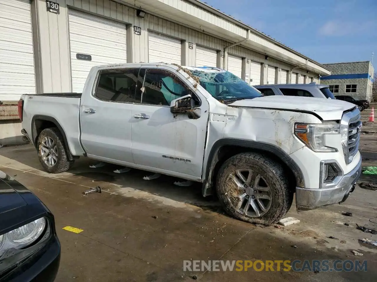 4 Photograph of a damaged car 3GTU9DED6MG221615 GMC SIERRA 2021