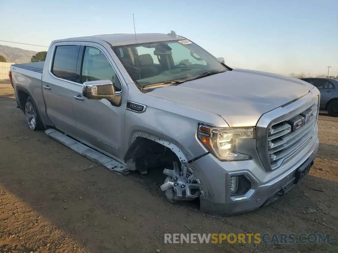 4 Photograph of a damaged car 3GTU9DED6MG249205 GMC SIERRA 2021