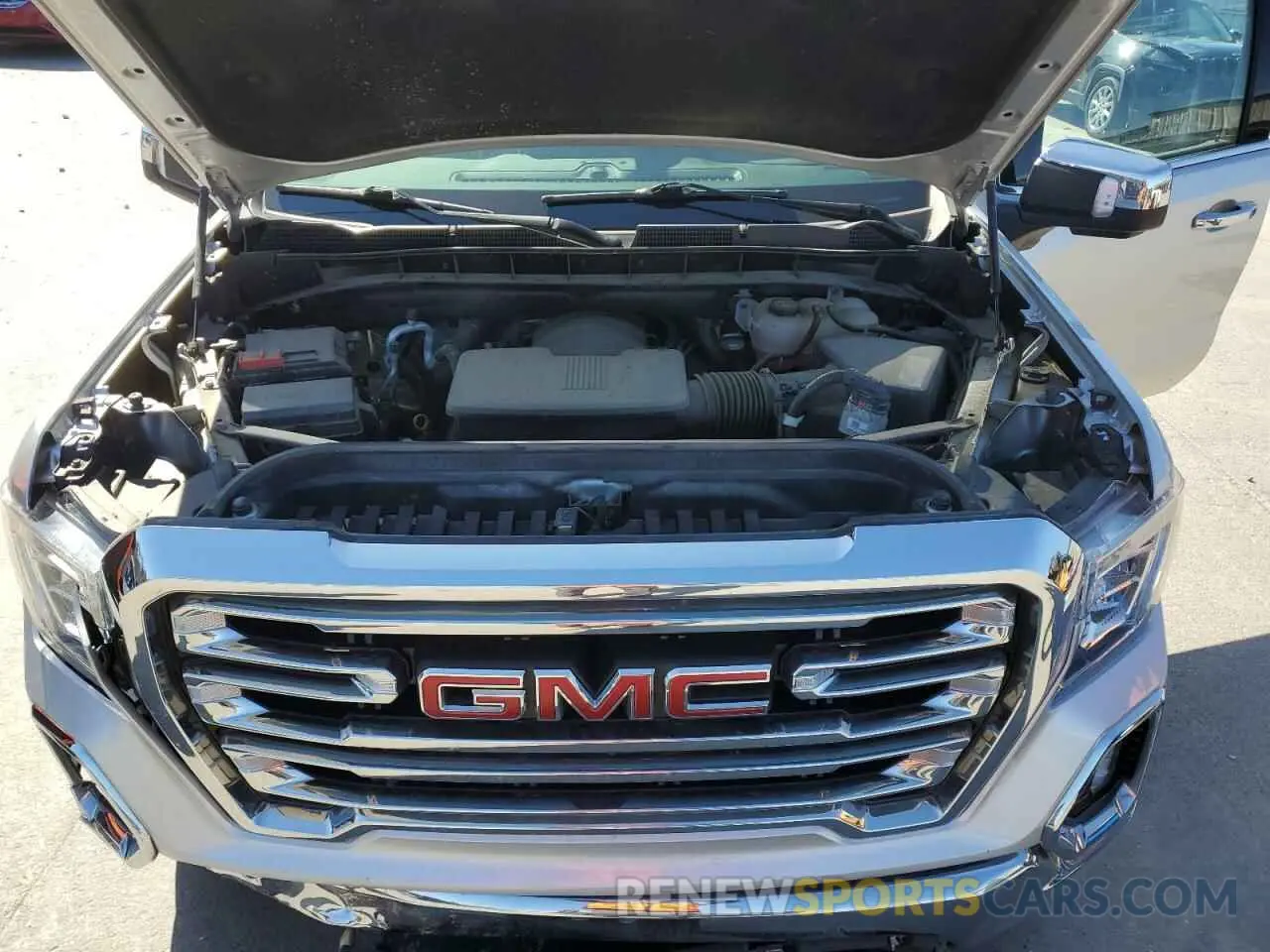 11 Photograph of a damaged car 3GTU9DED6MG359056 GMC SIERRA 2021